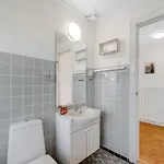 Svein - 500m To The Fjord By Interhome *